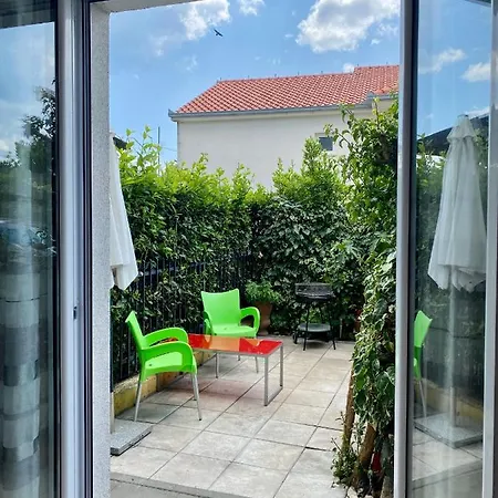 Apartman Ruza *