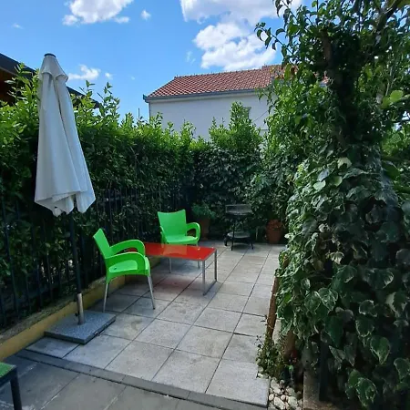 Apartman Ruza *